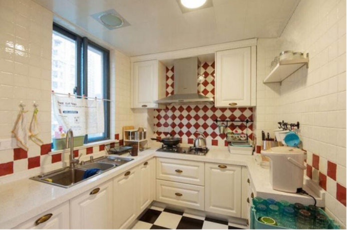 小户型厨房空间设计，教你几招把空间利用到极致!