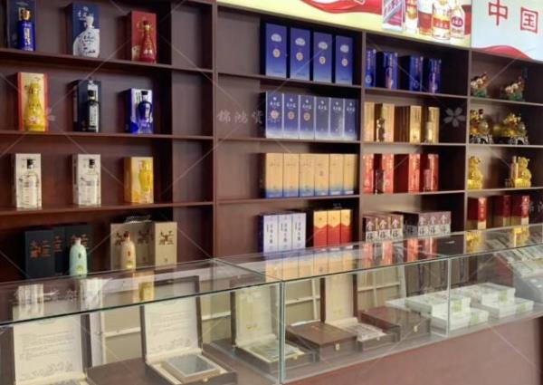 合肥展柜装修设计.jpg